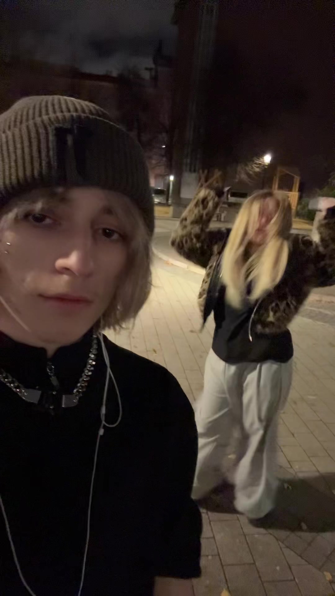 @Полный Марк 😋