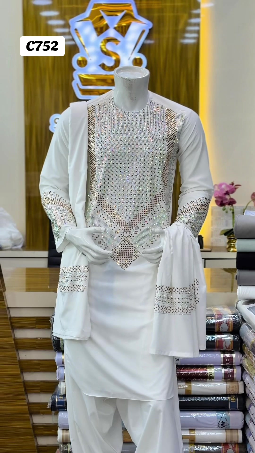 @شاهد خیاطی او رخت فروشی