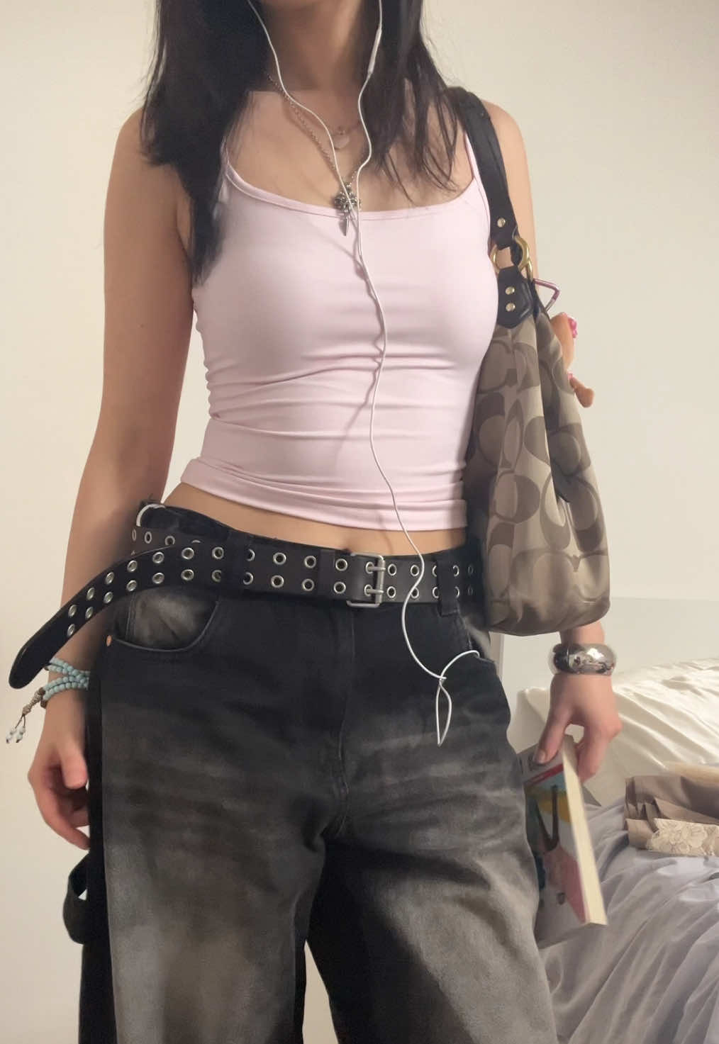 @Eeleenx