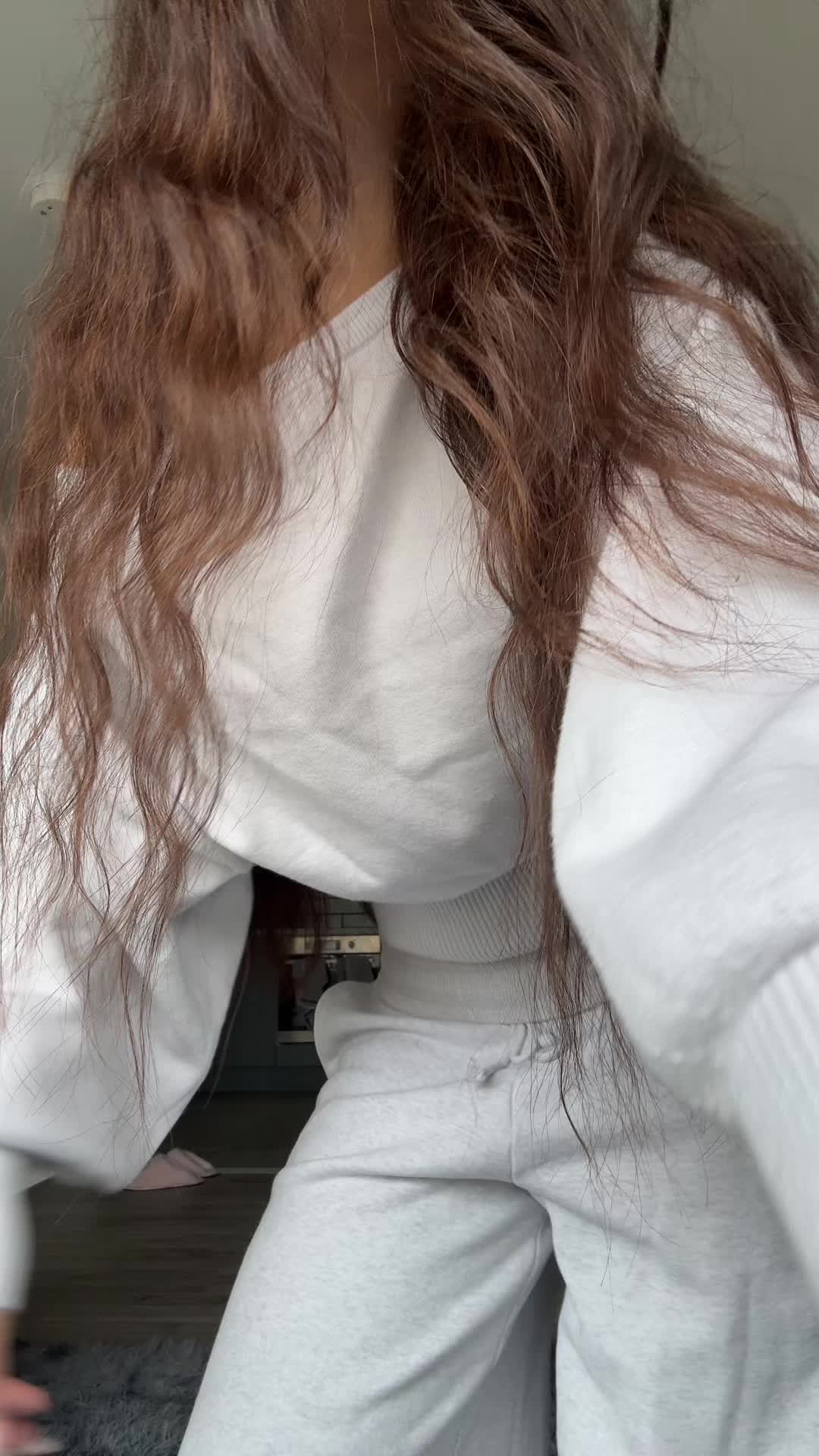 @Akita