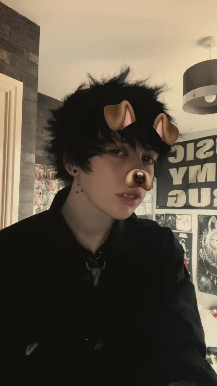 @𓃥☣︎WOOF☣︎𓃥