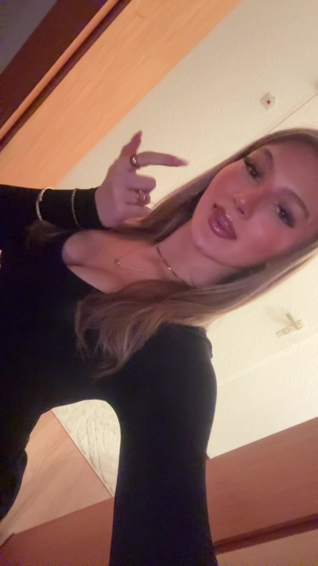 @lia†