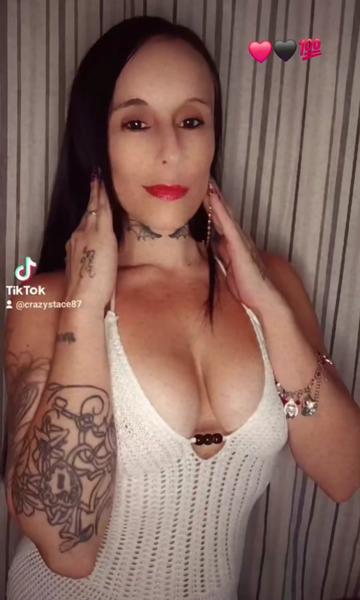 @Crazystace❤️🖤Official
