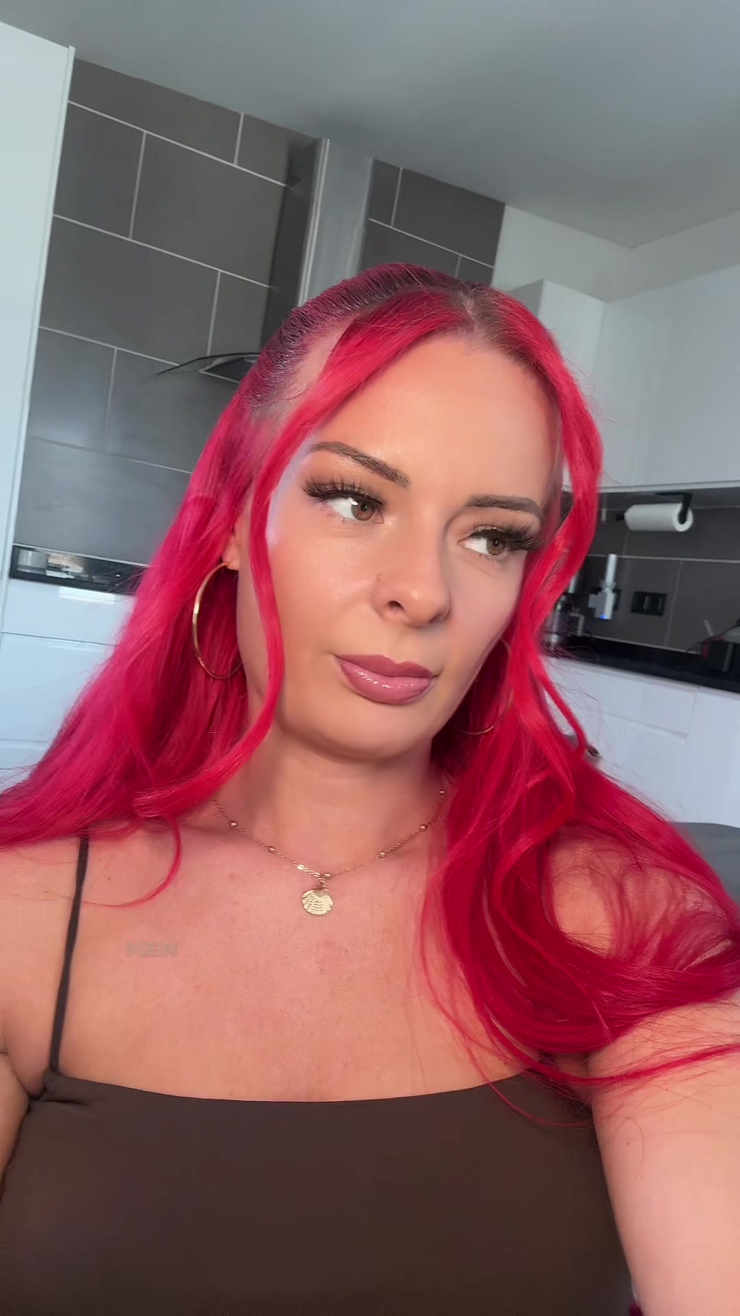 @FariBanx