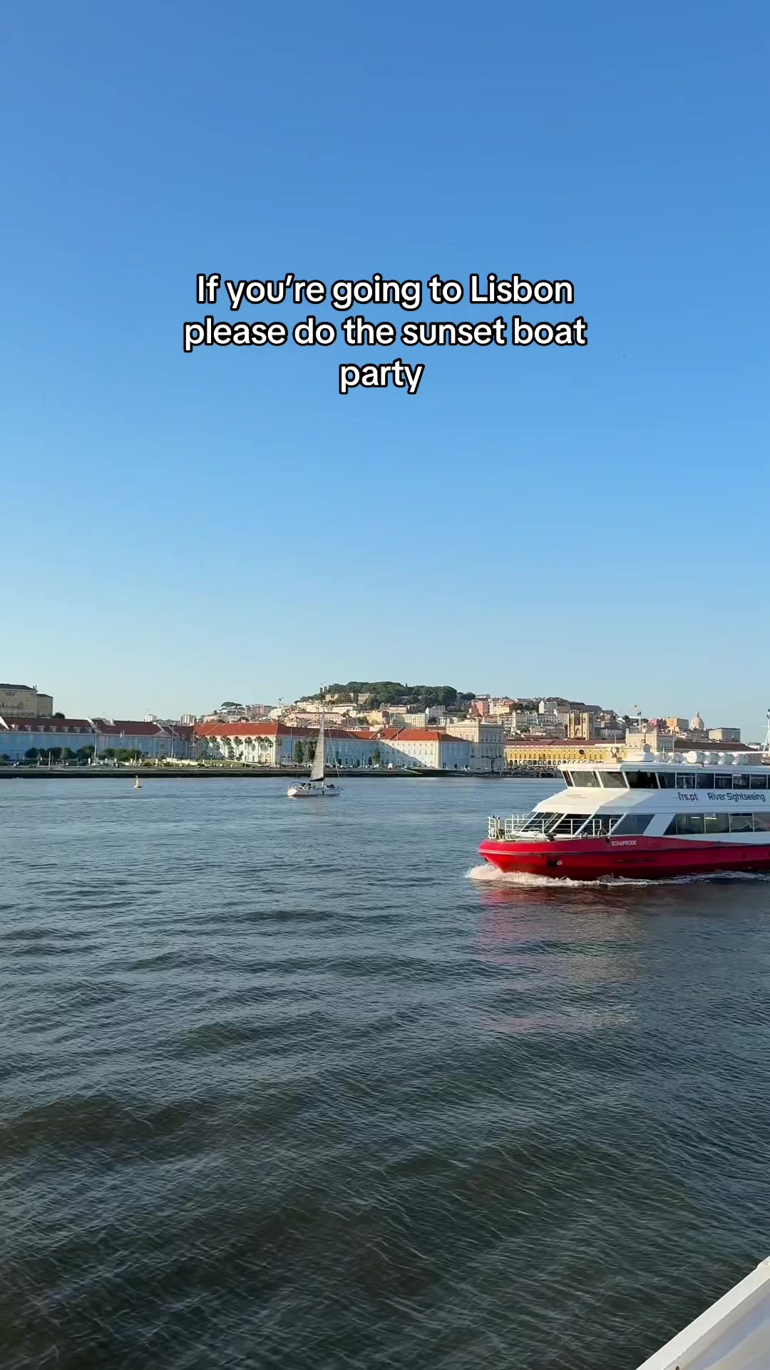 @Chloe | UGC Travel Creator