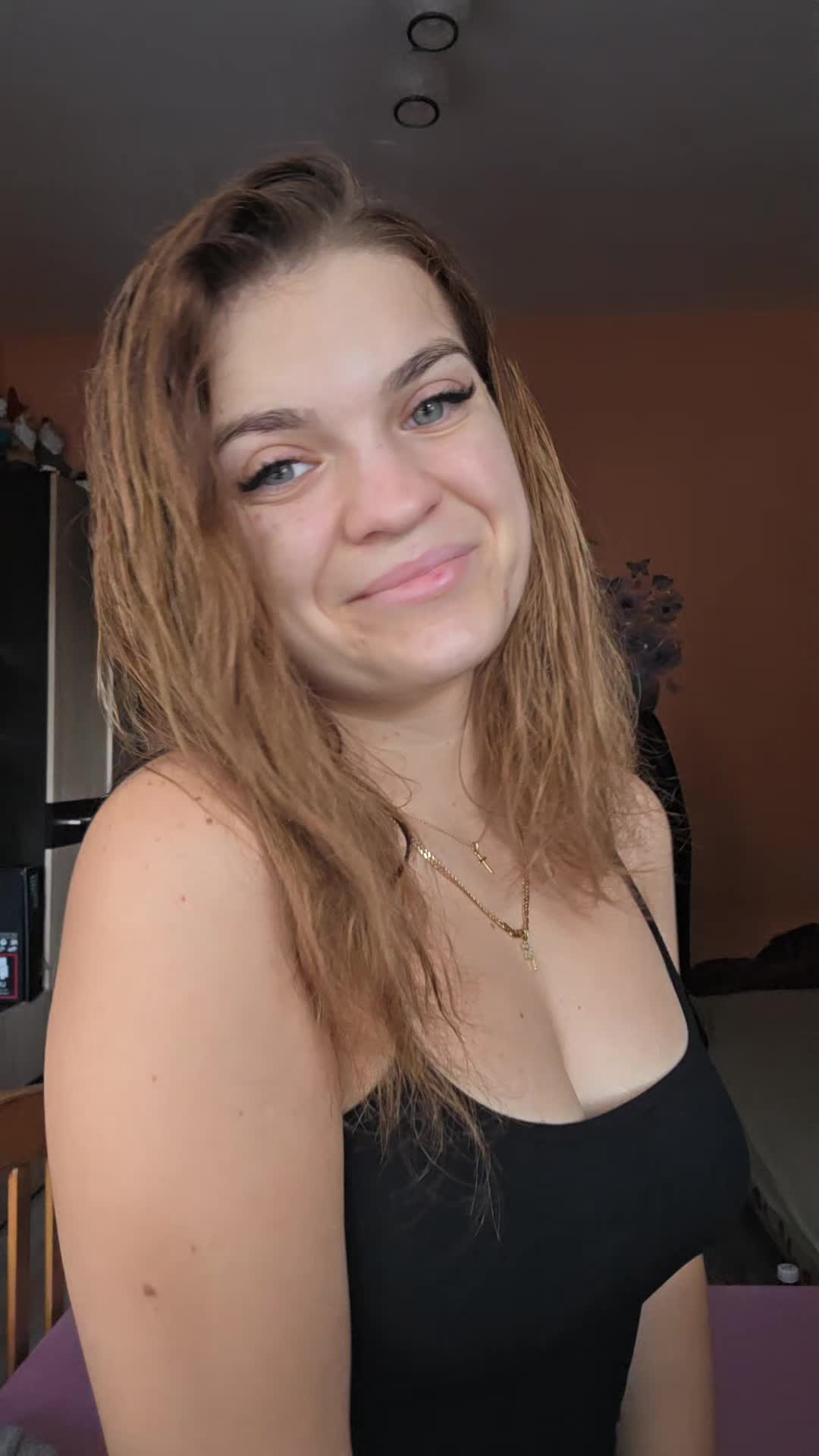 @Larisa 💙