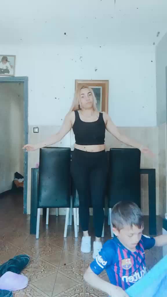@Isa Amador