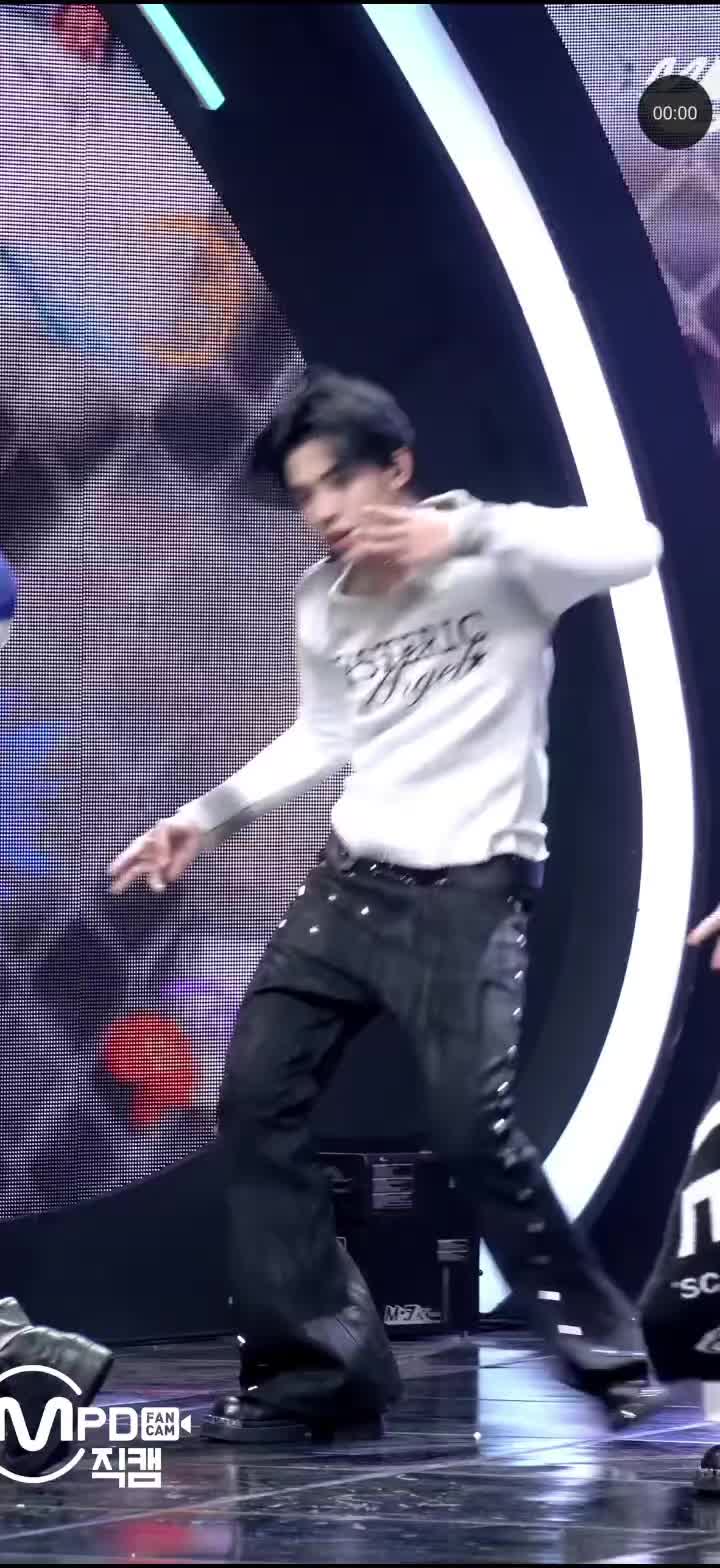 @Kpop Fancams🫧🇸🇪