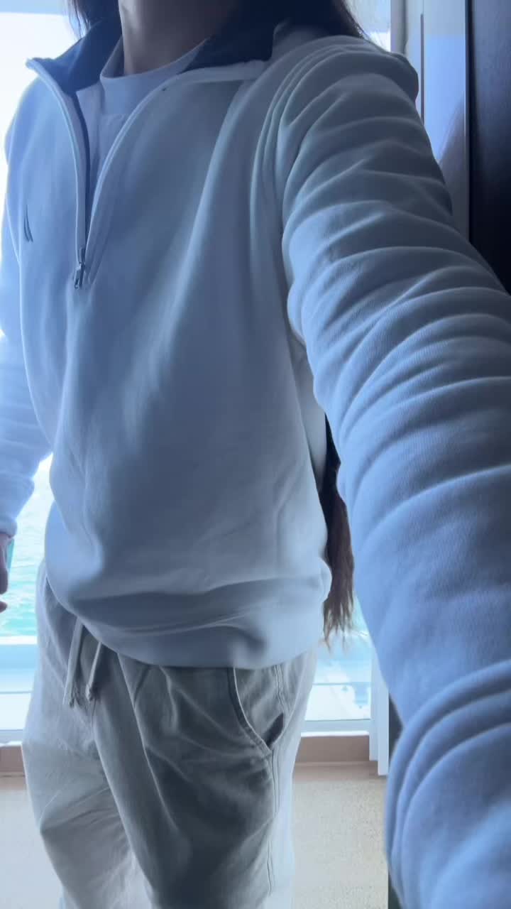 @isabella
