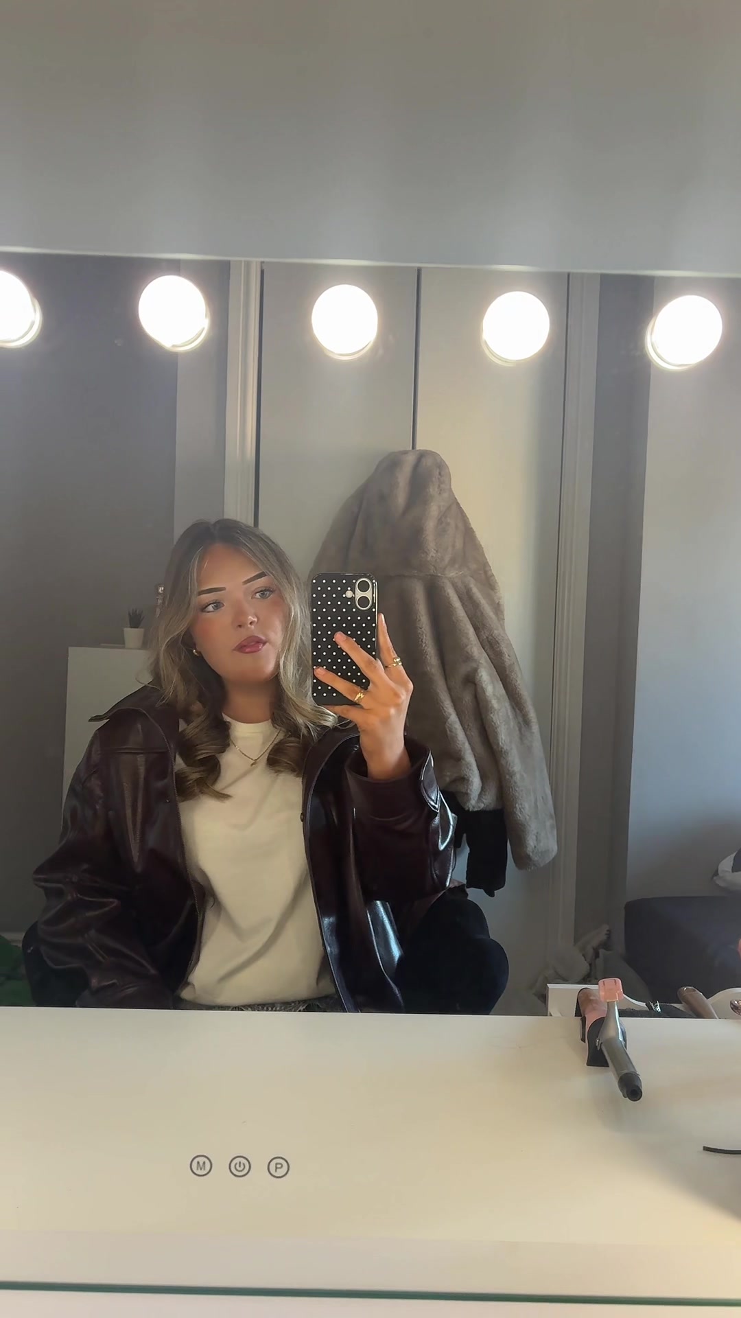 @ol1v14pr1vvv