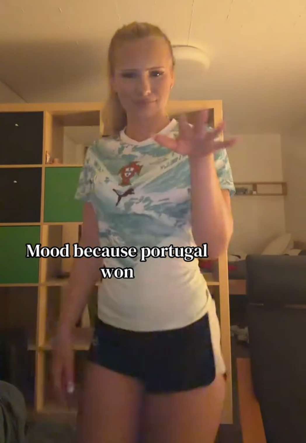 @Zoe