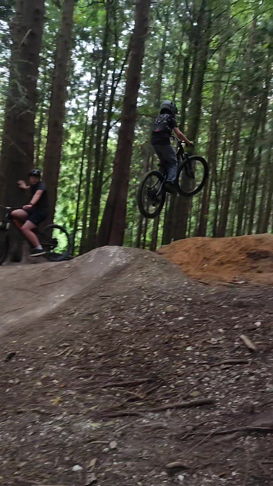 @Ozzi 🚵🛩️