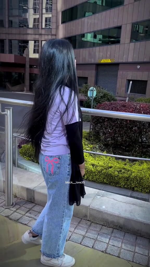 @๐๐ช๐ผ๐พ