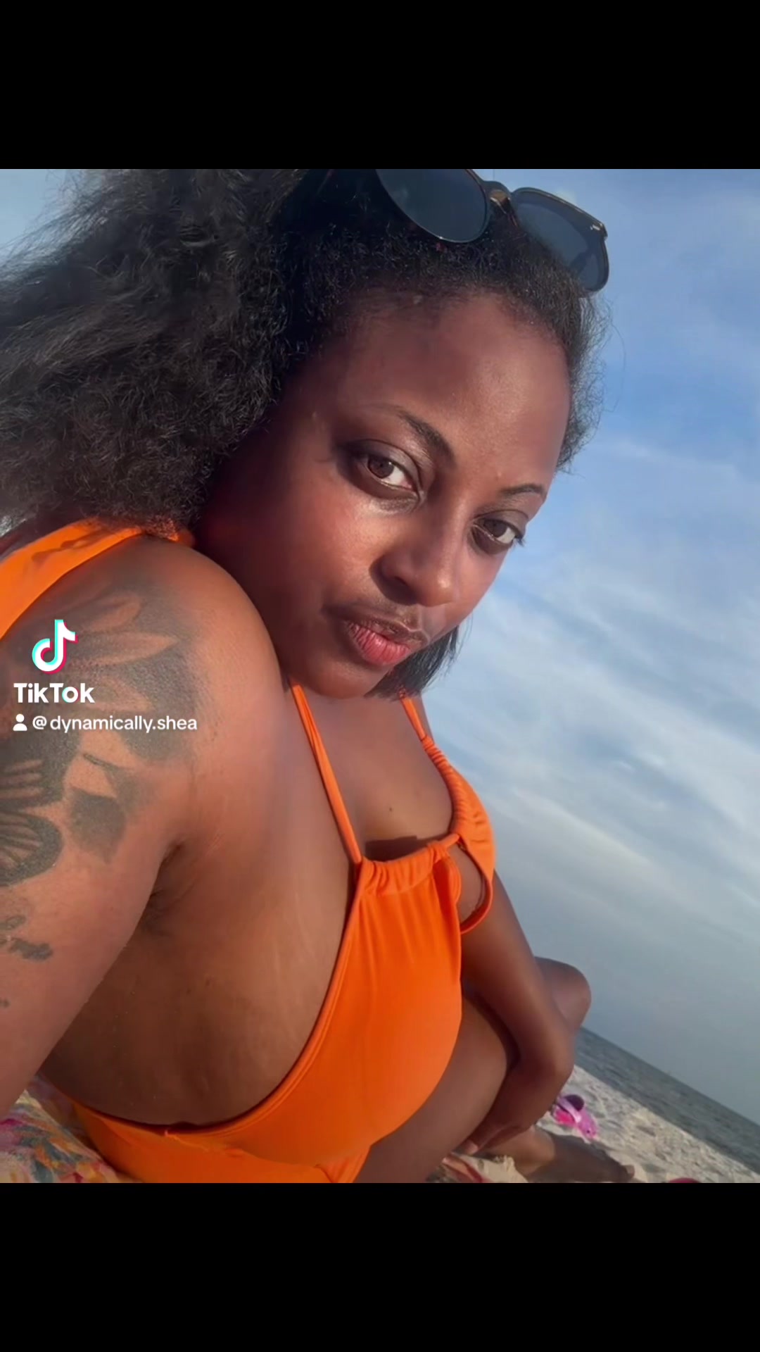 @Adventures With Shea ๐๐งก