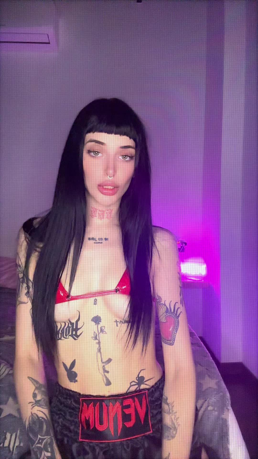 @Borderlady🌙