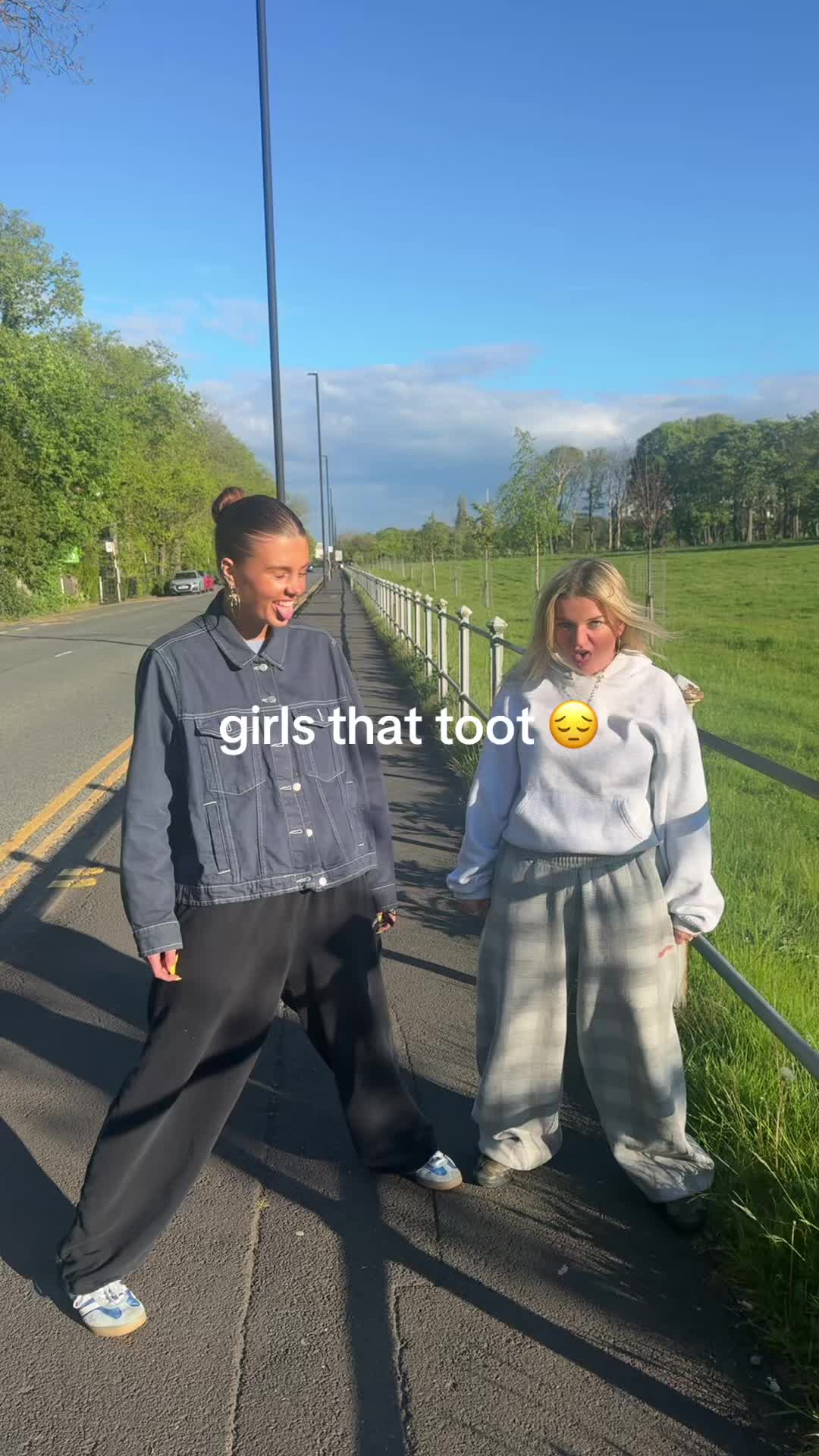 @livvydowlingg