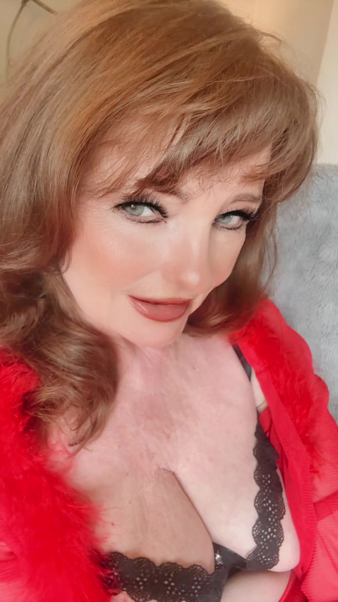 @Lady Ava The Glam Gilf