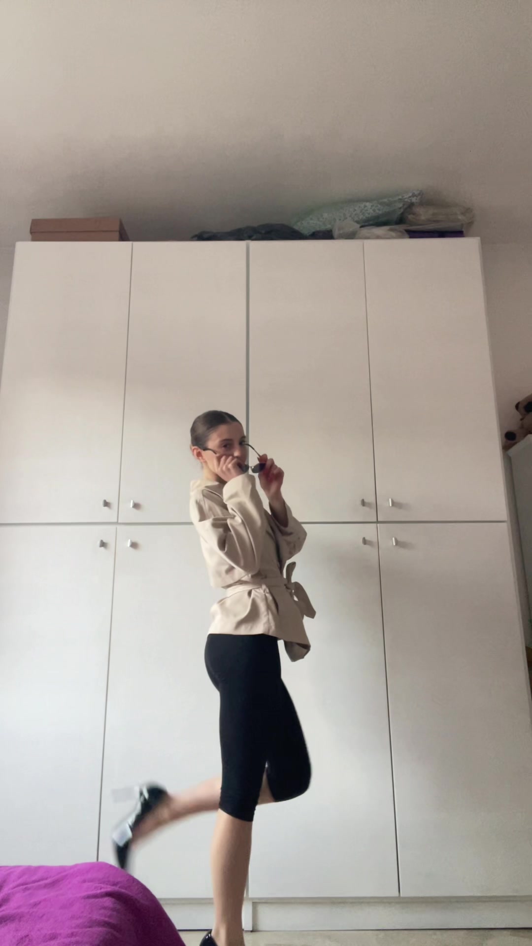 @Lara