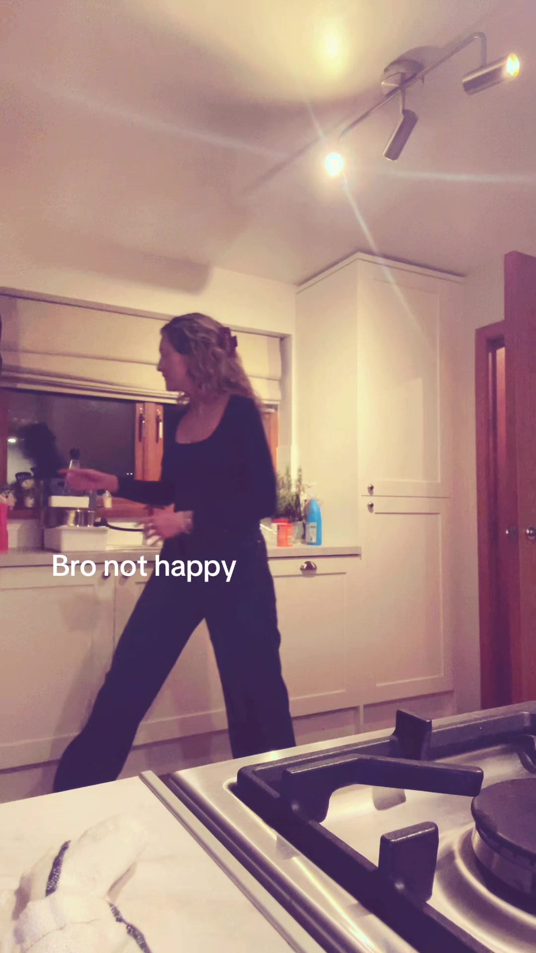 @Bella