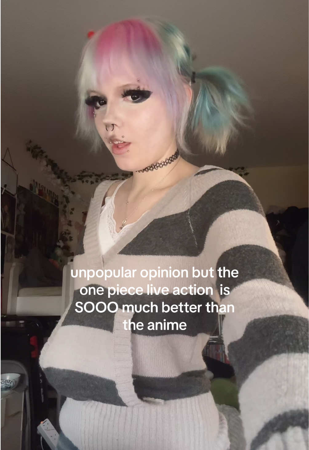 @✩