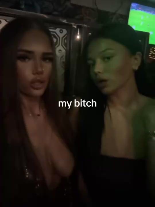 @emmi&eacute;burns