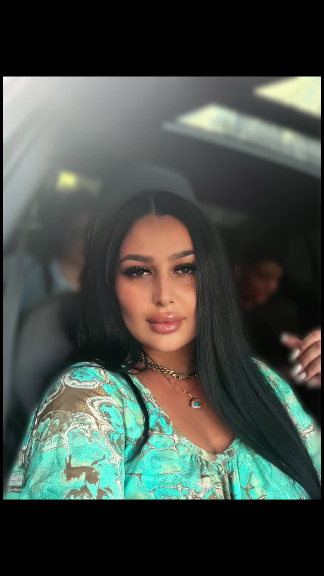 @𝑶𝒂𝒏𝒂 🫶🏻 𝑳𝒂𝒓𝒊𝒔𝒂