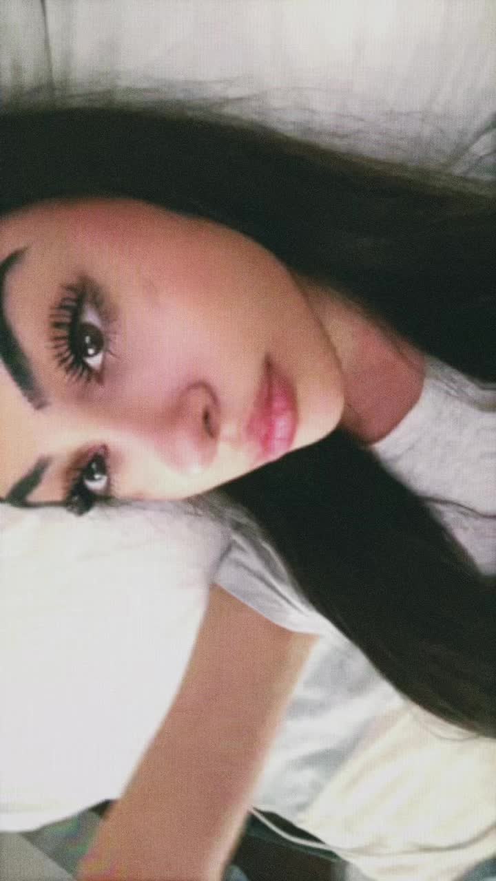 @𝟐𝟐