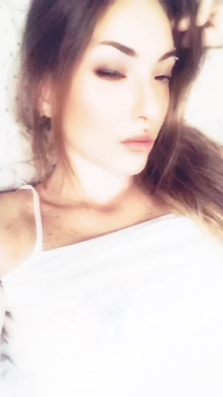 @R..17 ๐ฆ๐ซ