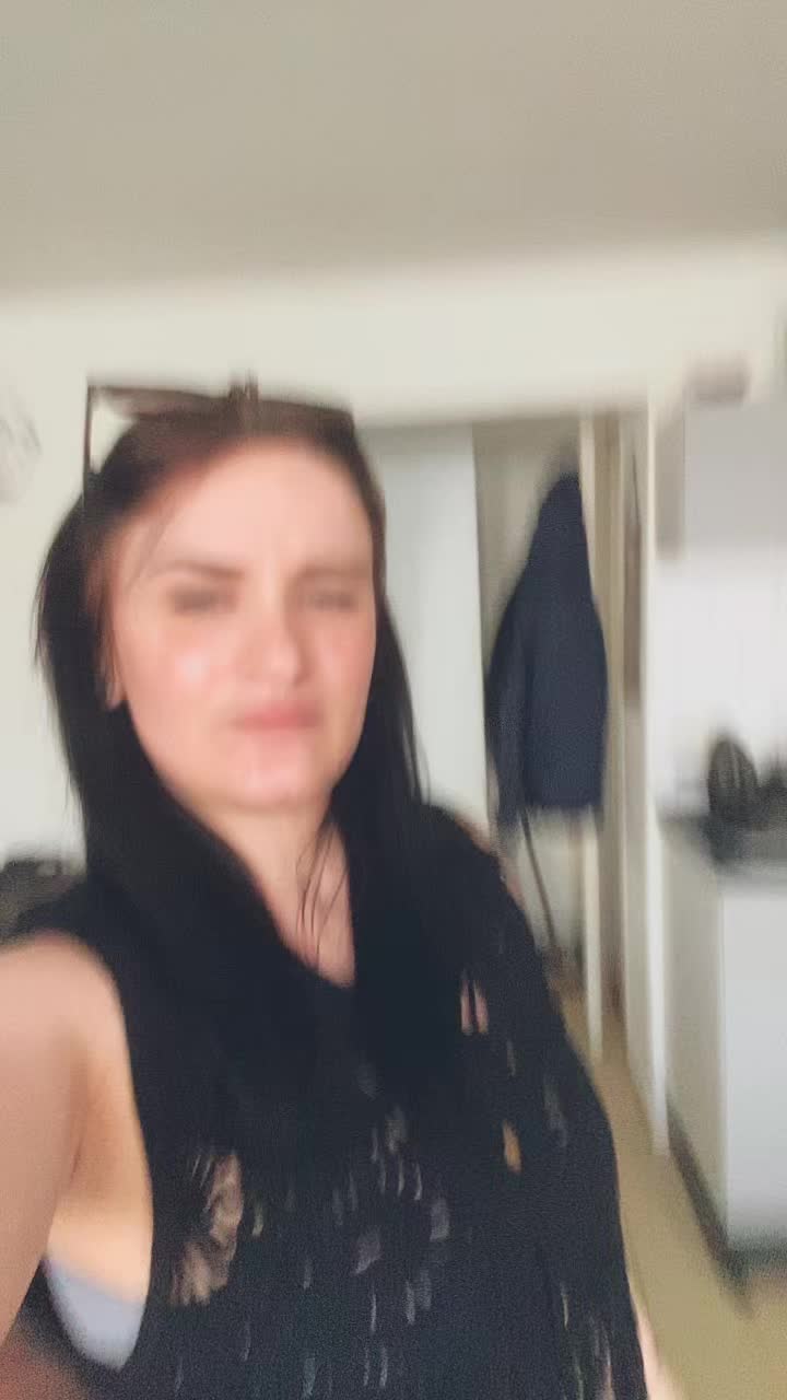 @Alli 🖤