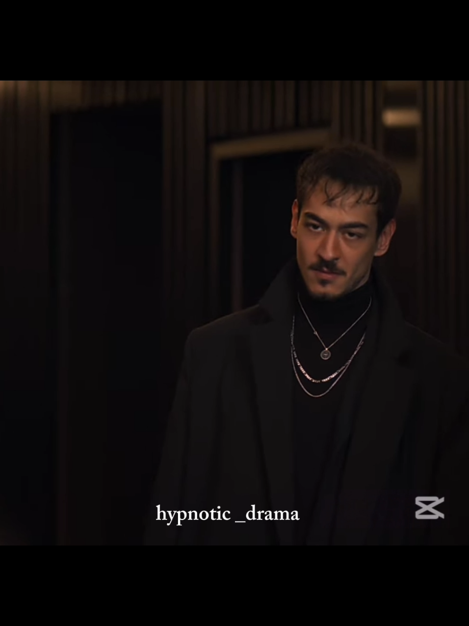 @🦋Hypnotic_drama🦋
