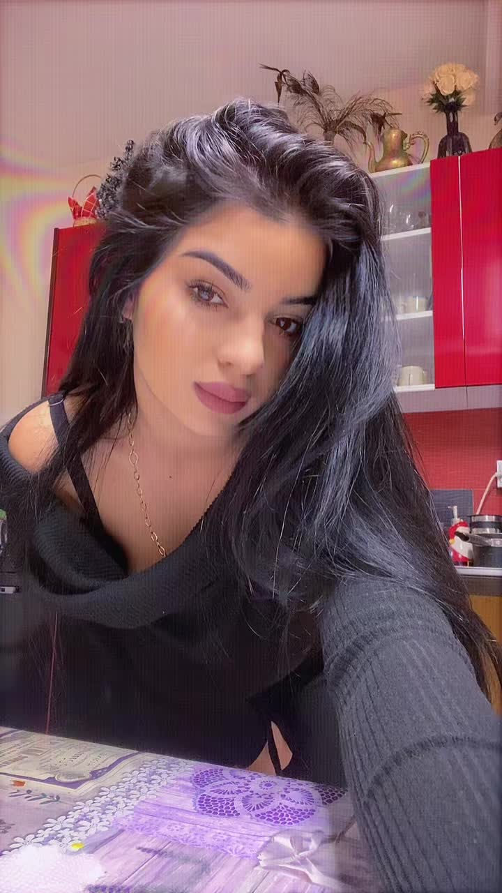 @Elysa