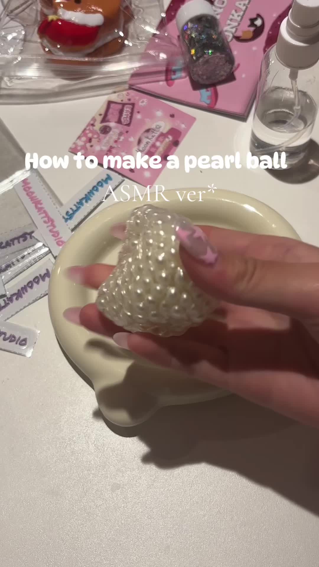 @moonkattsquishy
