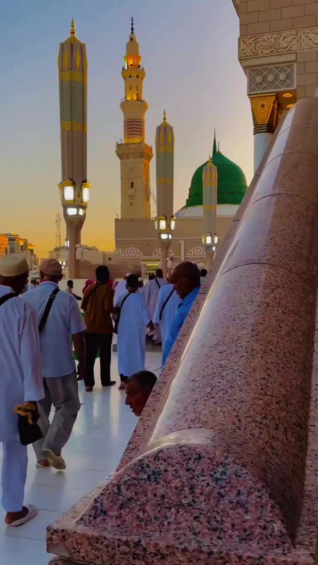 @Bint_e_hawa