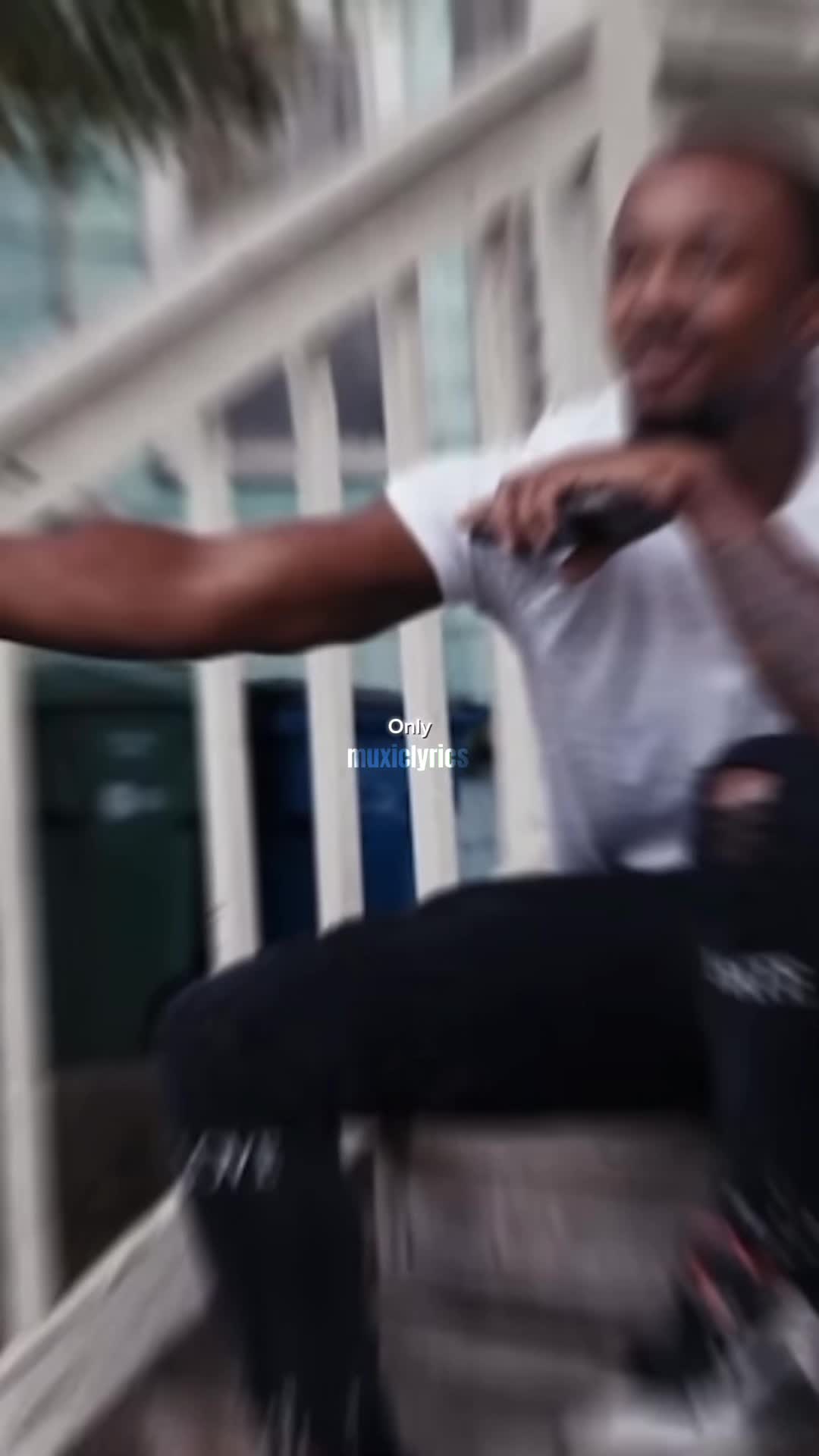@muxiclyrics