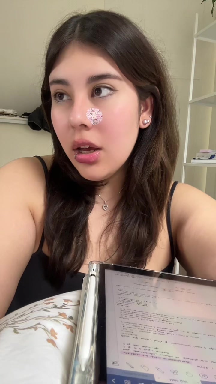 @lara <3