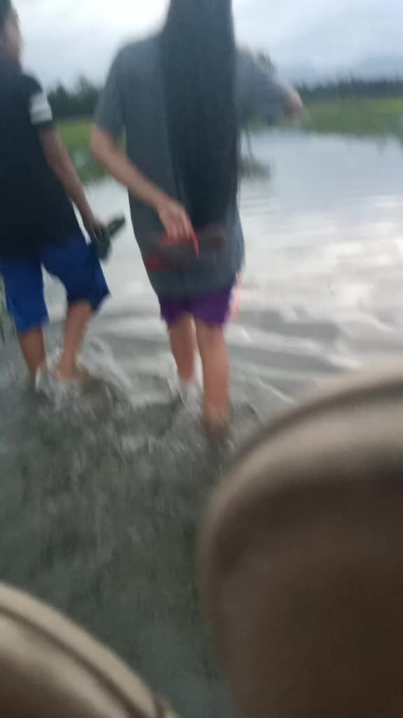 @ধেমাজিৰে ছোৱালী