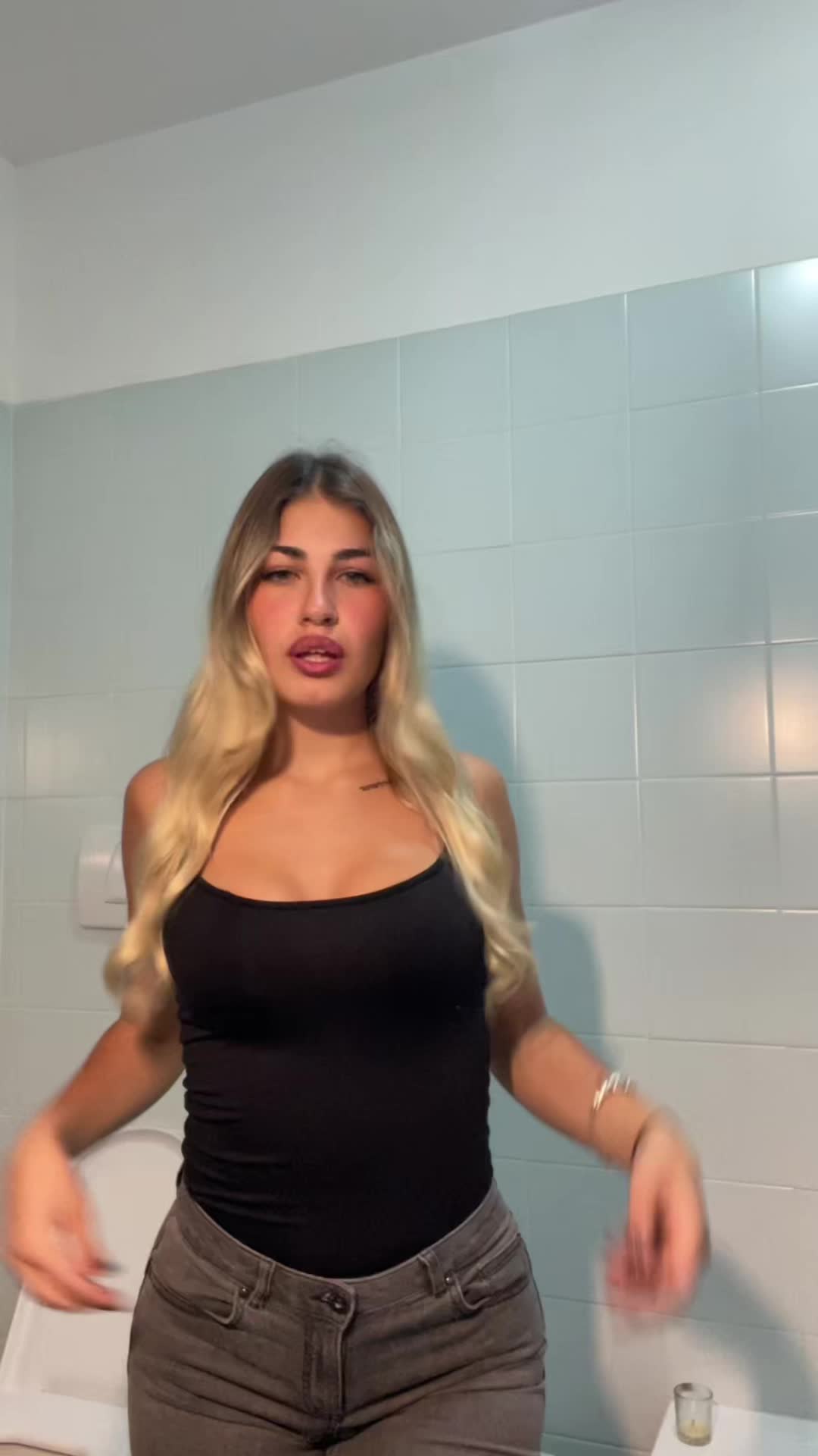 @ella