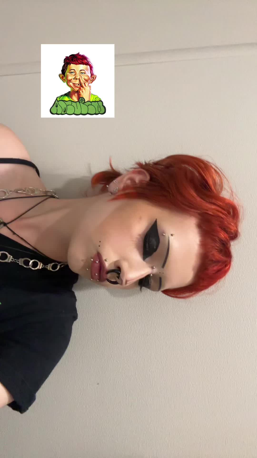 @☢︎