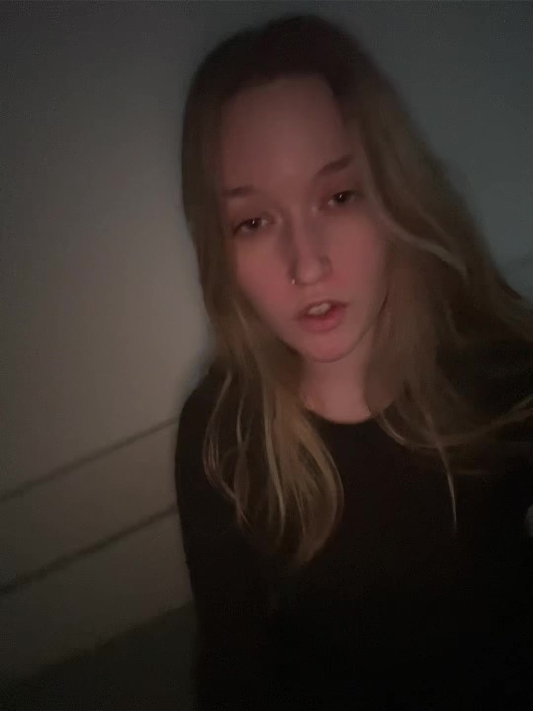 @️