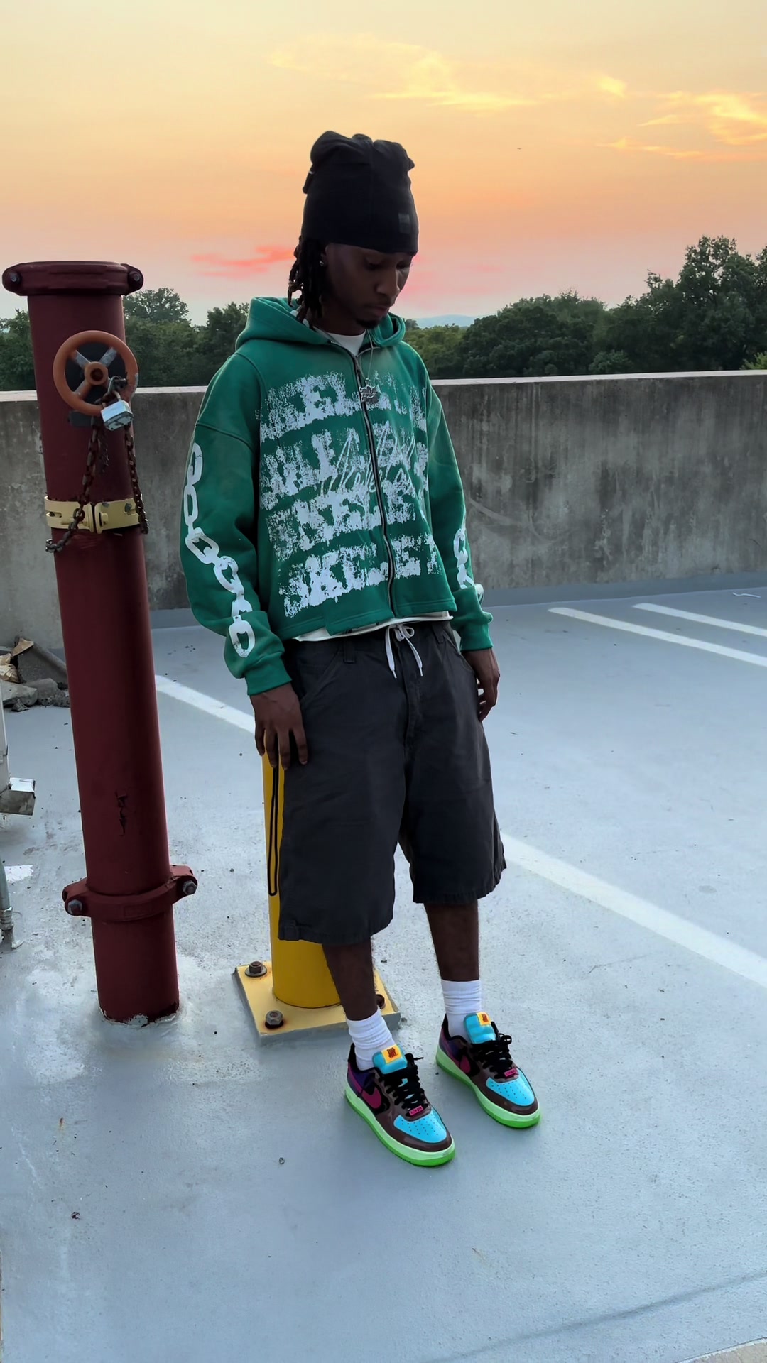 @Jah 🎸⃤🚶🏽♂️