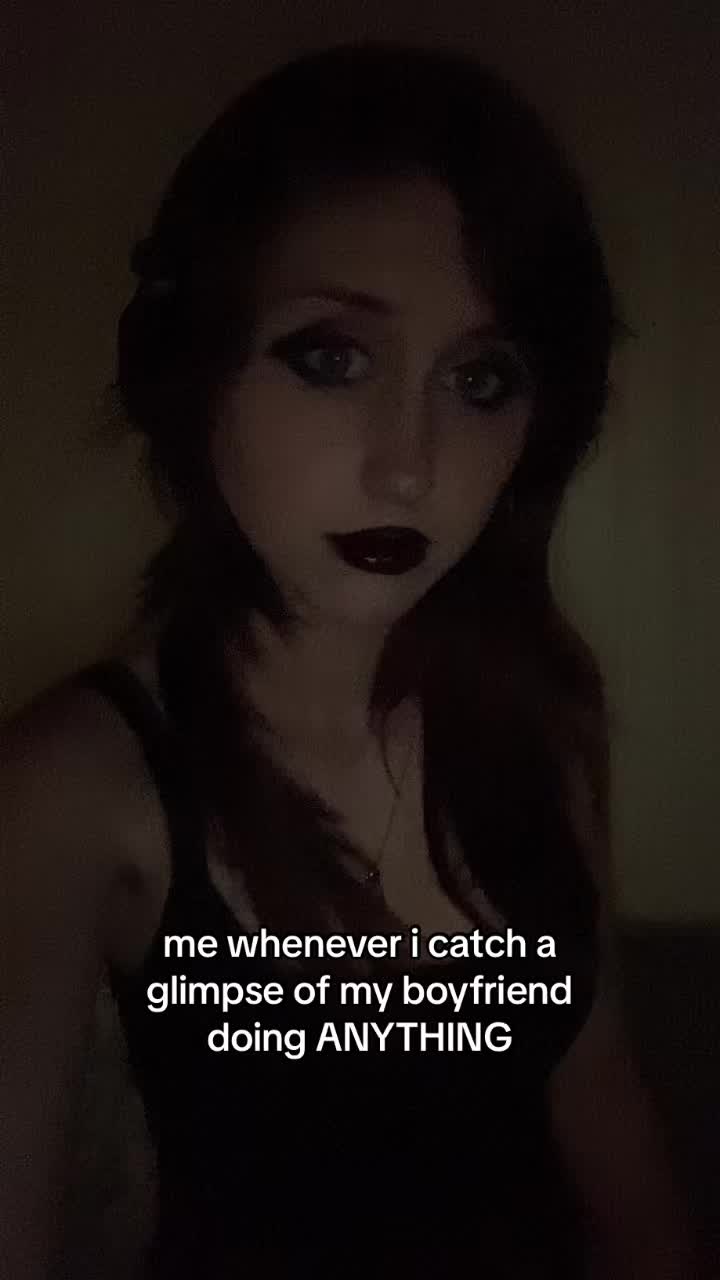 @Buggabae🧟&zwj;♀️