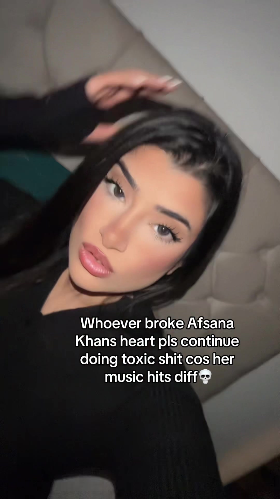 @Amna🐬