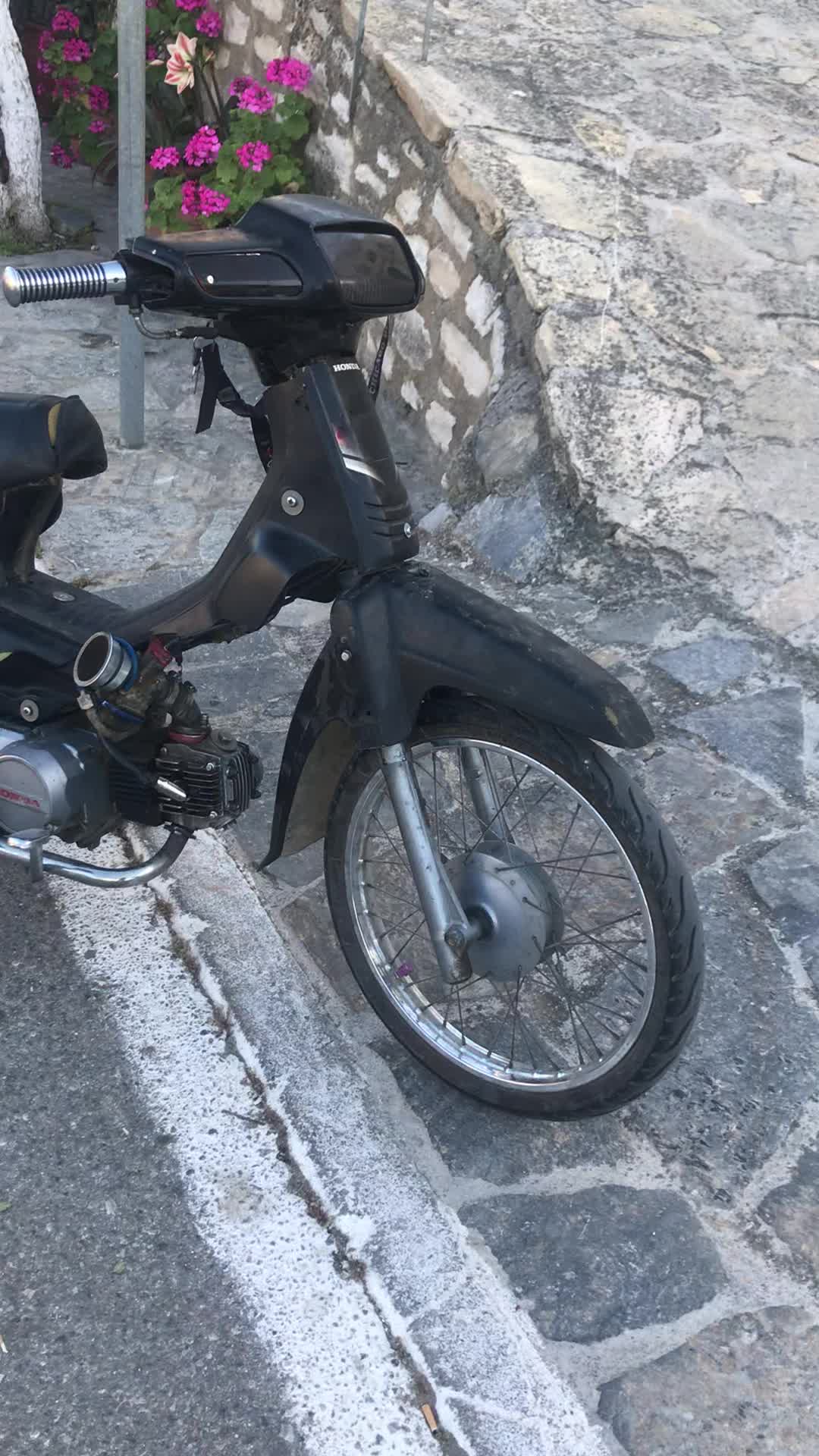 @ΜΑΚΡΥΔΑΚΗΣ