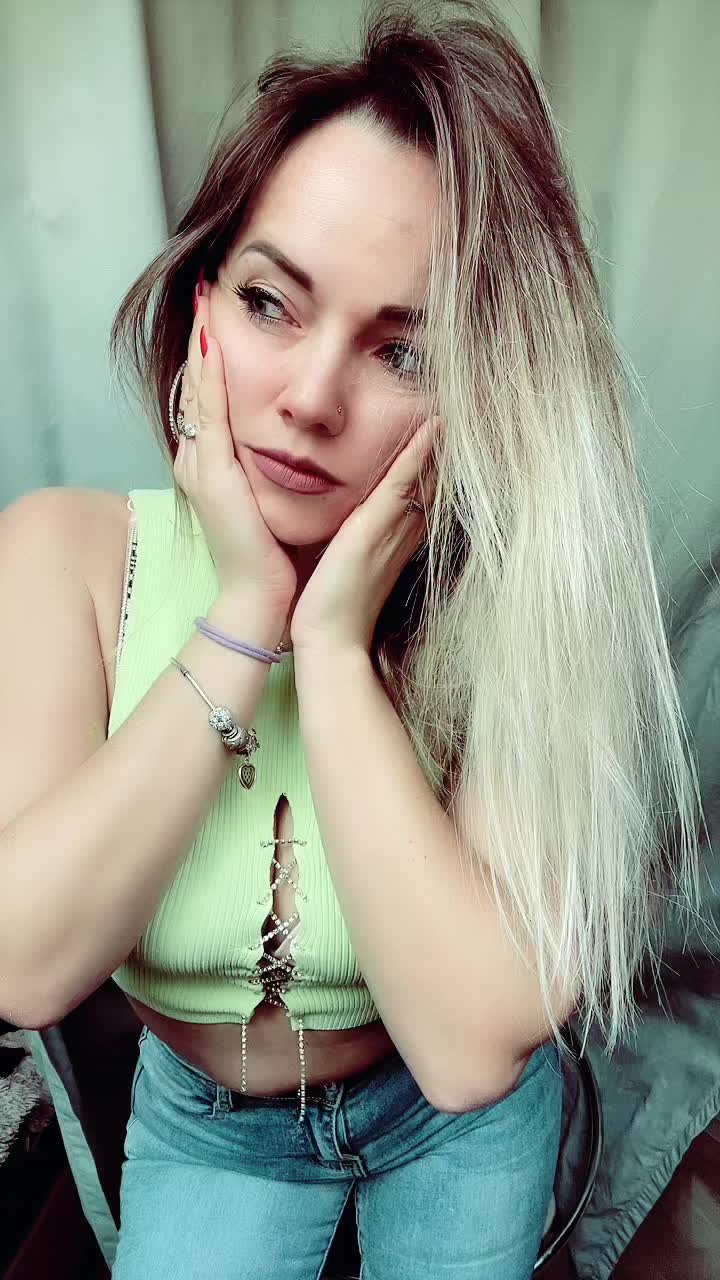 @tanysha19864😻