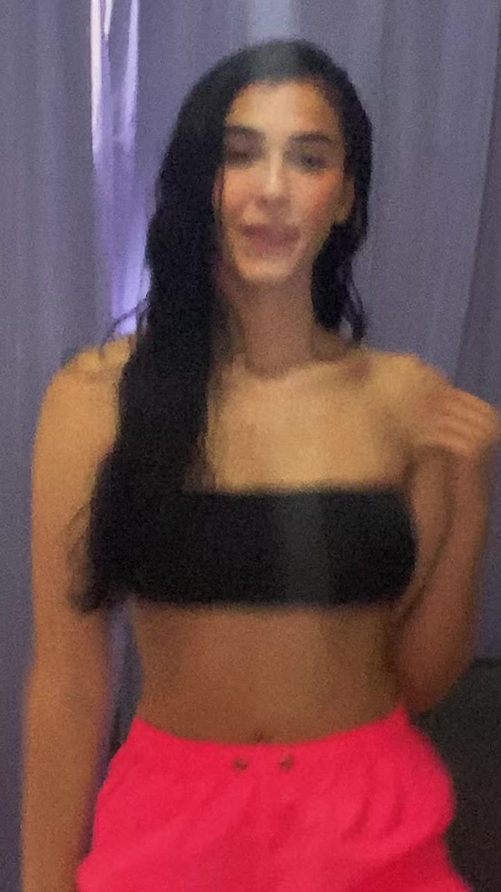 @anne.