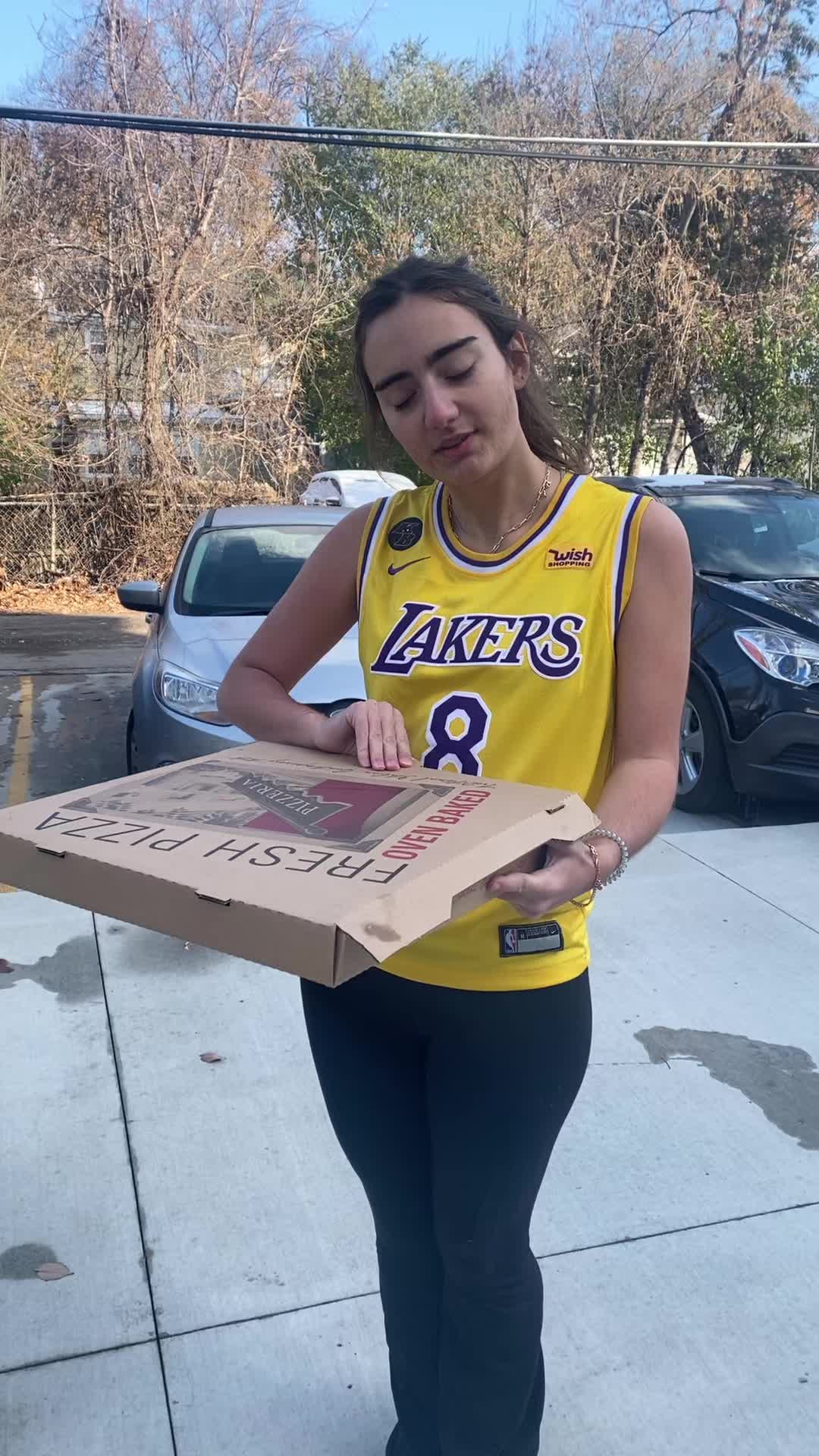 @brookelarsen27