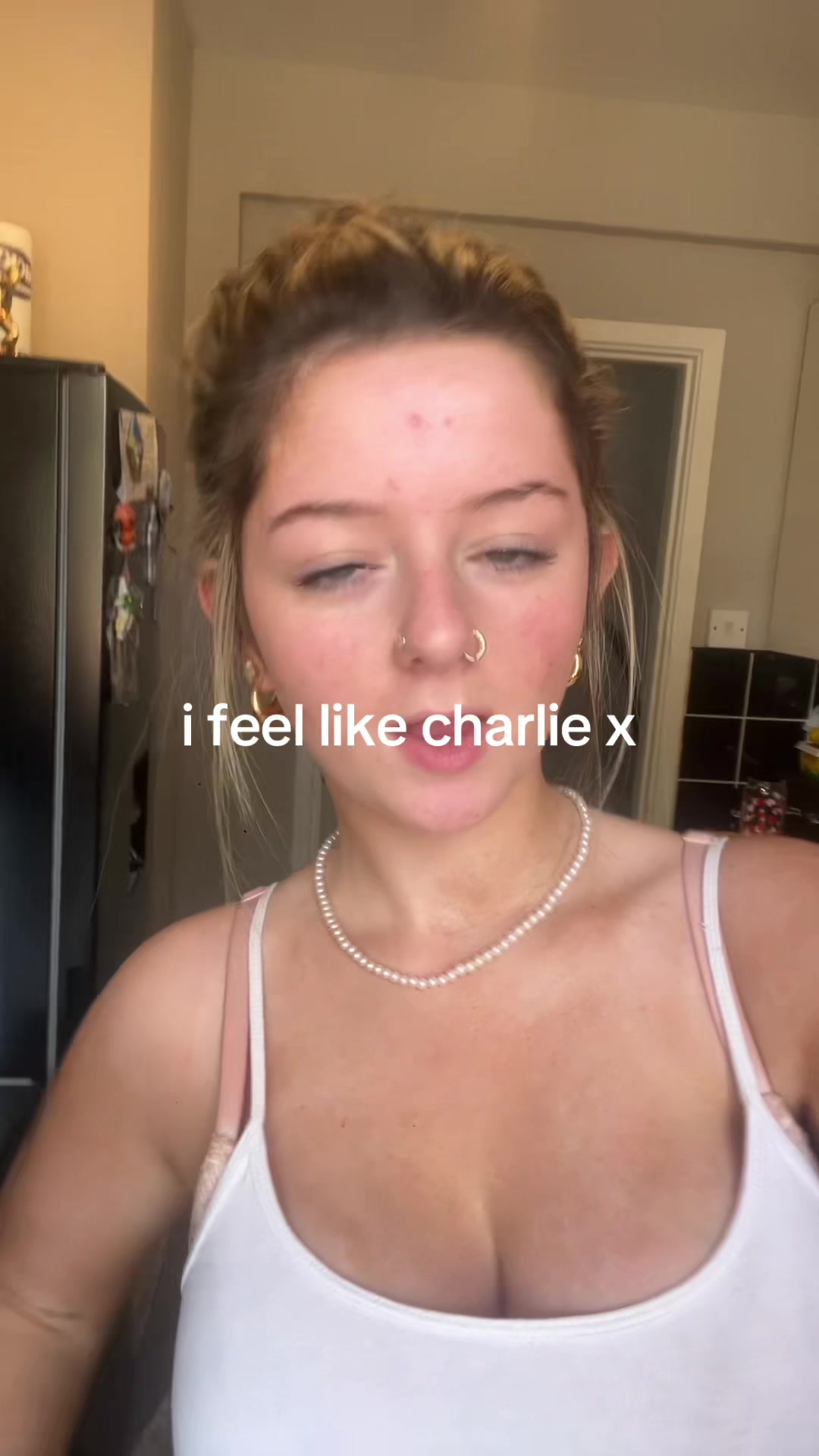@😚😚