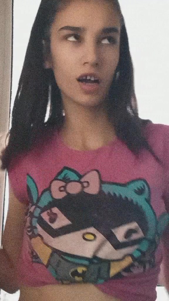 @Andreea Hughineata