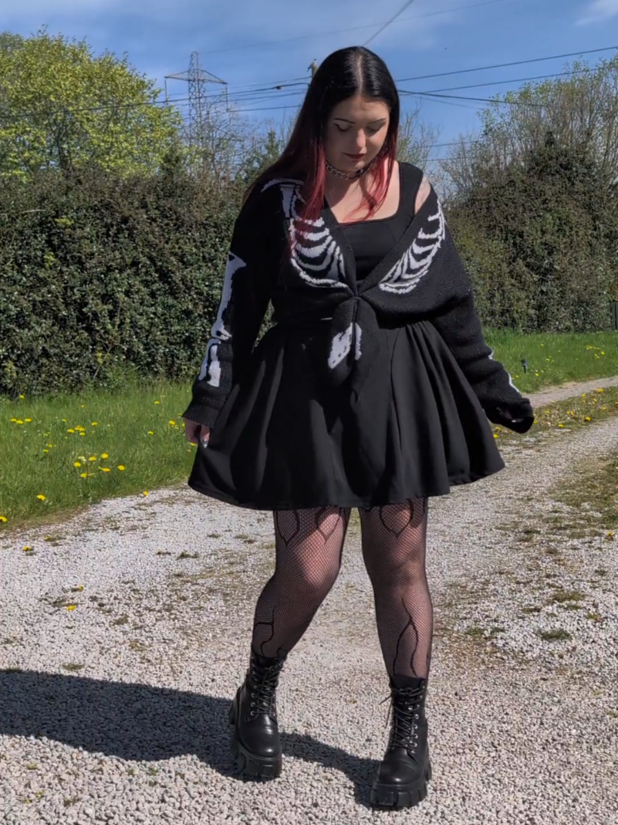 @demonicadom
