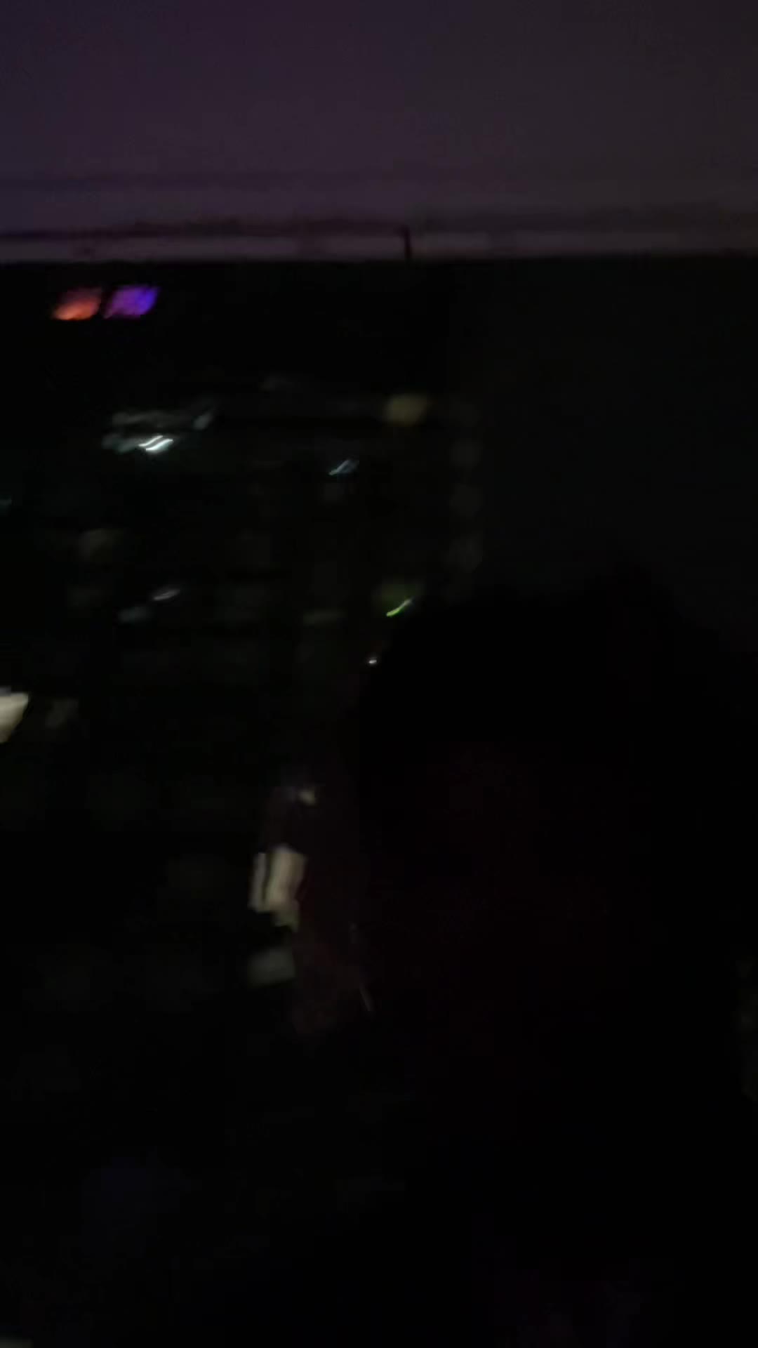 @Gomi